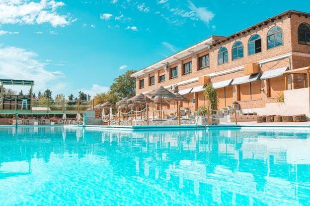 Camping & Bungalows Suspiro Del Moro Otura エクステリア 写真