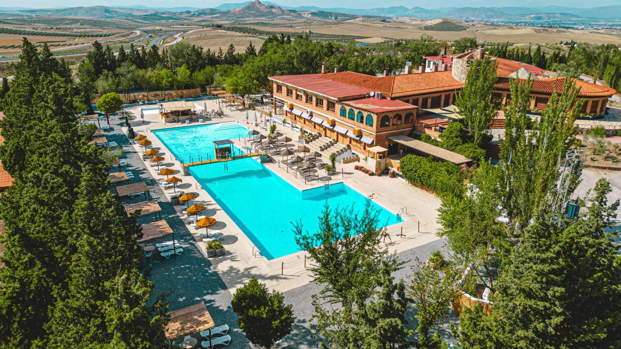 Camping & Bungalows Suspiro Del Moro Otura エクステリア 写真